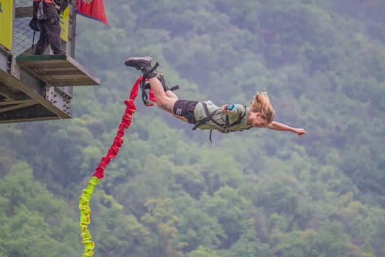 Bunjee Jumping